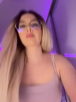 mollyxxx online show from March 2026 02:29:02 AM