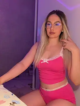 mollyxxx online show from June 2026 02:28:01 AM