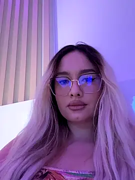 mollyxxx online show from December 2025 10:15:02 AM