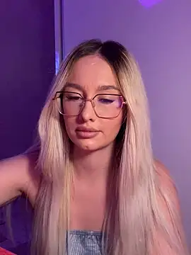 mollyxxx online show from October 2025 02:23:02 AM