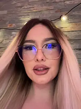 mollyxxx online show from February 2026 08:11:02 PM