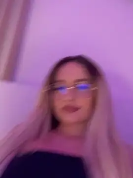 mollyxxx online show from February 2026 12:43:01 AM