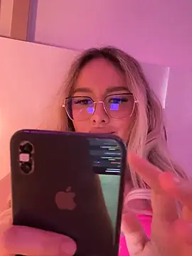 mollyxxx online show from March 2025 08:19:02 AM