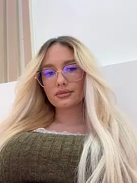 mollyxxx online show from October 2025 04:01:01 AM