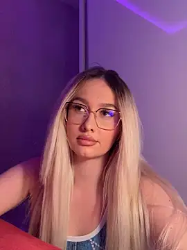 mollyxxx online show from November 2025 03:31:02 AM