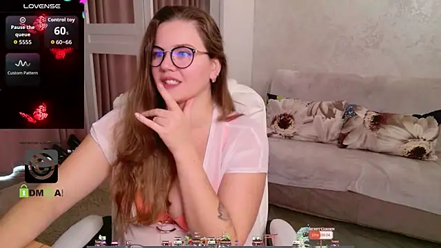 KellyKleine online show from November 2025 09:46:01 AM