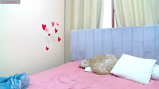 Leslie passion online show from March 2025 07:24:01 AM