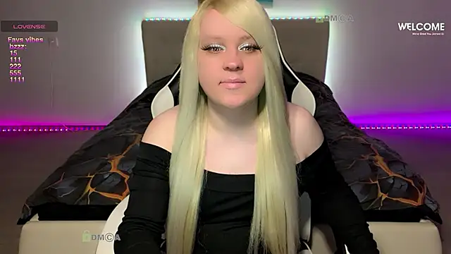 camsmiley online show from February 2026 09:58:03 PM