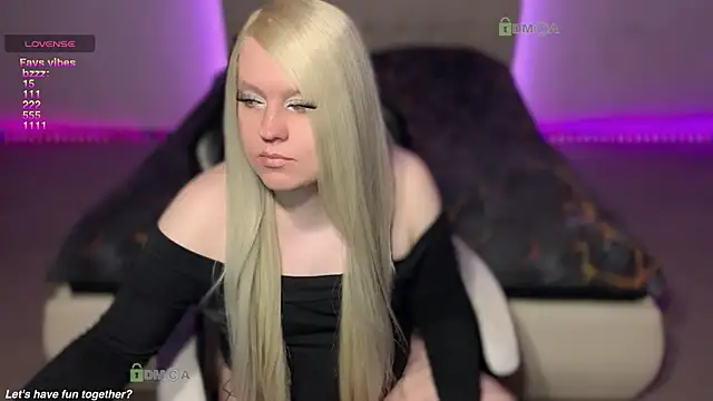 camsmiley online show from May 2026 07:38:01 PM