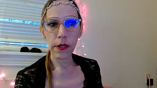 AngelMagick online show from April 2026 11:28:01 PM