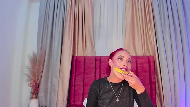 JupiteFox online show from March 2025 12:44:01 AM