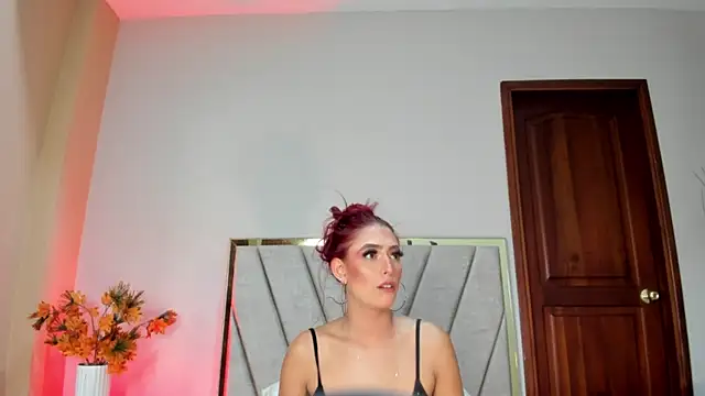 JupiteFox online show from May 2026 12:14:01 AM