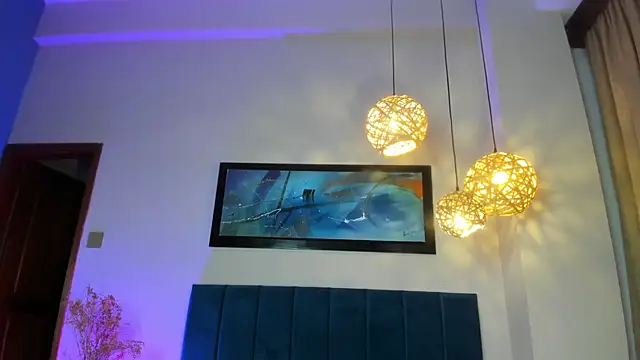 JupiteFox online show from November 2025 11:59:02 PM