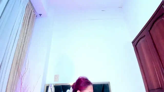 JupiteFox online show from February 2026 01:06:02 AM