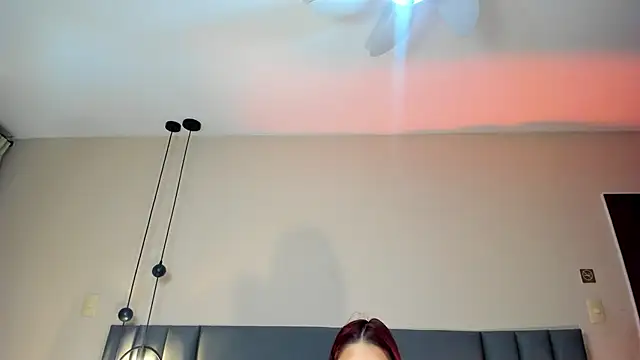 JupiteFox online show from April 2026 12:44:02 AM