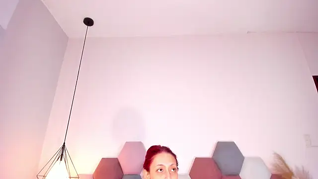 JupiteFox online show from November 2025 12:55:01 AM