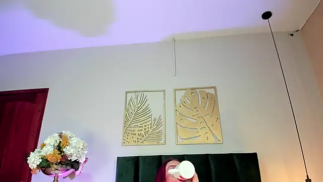 JupiteFox online show from April 2026 01:46:01 AM