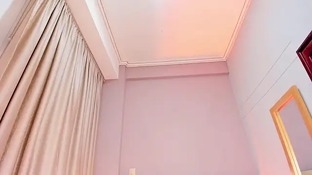 JupiteFox online show from December 2025 08:04:02 PM