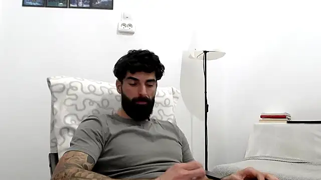 Verycutex online show from February 2026 03:09:02 PM