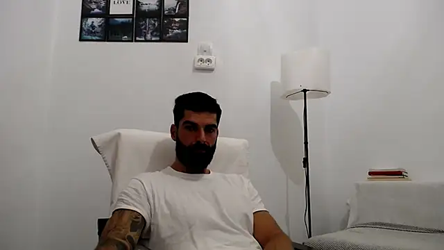 Verycutex online show from October 2025 05:33:02 AM