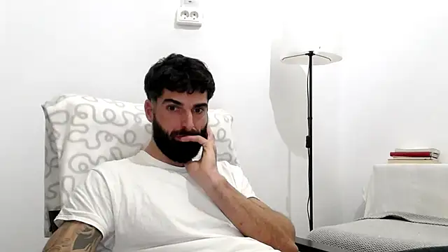 Verycutex online show from December 2025 08:53:01 PM