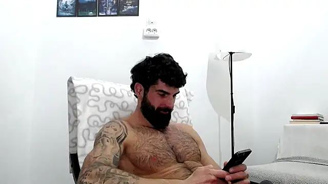 Verycutex online show from February 2026 07:03:01 PM