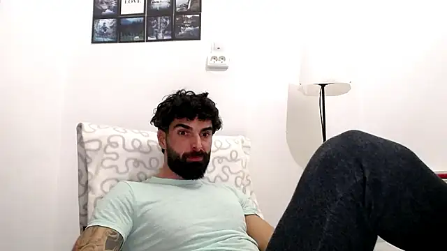 Verycutex online show from March 2026 07:21:02 PM