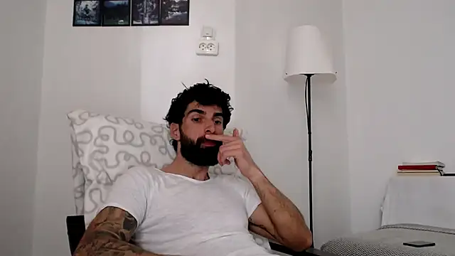 Verycutex online show from March 2026 07:45:01 AM