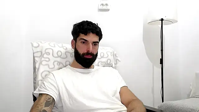 Verycutex online show from December 2025 06:50:01 AM