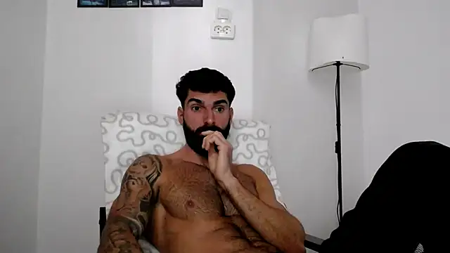 Snapshot of Verycutex chatting on November 2025 07:19:01 AM Verycutex online show from November 2025 07:19:01 AM