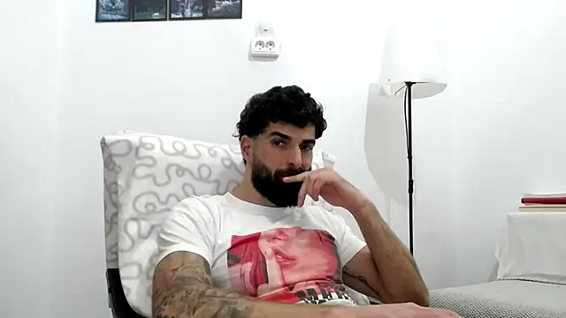 Verycutex online show from February 2026 01:29:01 PM