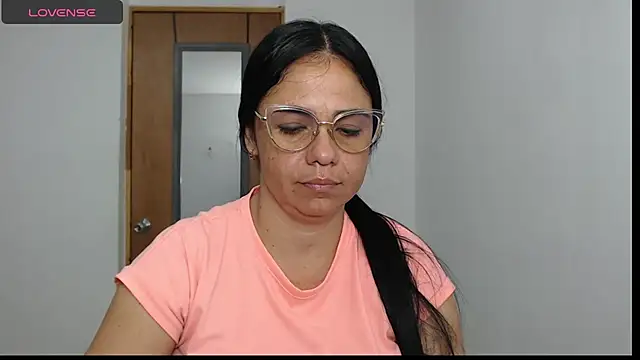 selena ferri online show from February 2026 01:38:01 AM