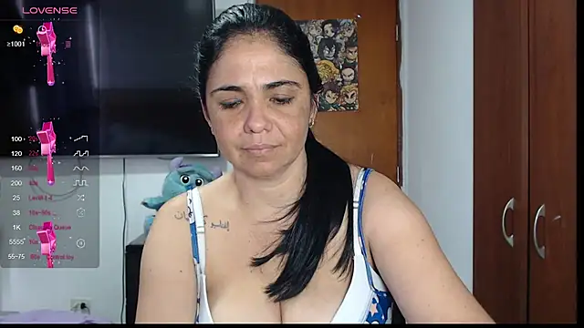 Snapshot of selena_ferri chatting on February 2025 07:42:01 PM selena ferri online show from February 2025 07:42:01 PM