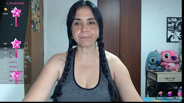 Snapshot of selena_ferri chatting on March 2025 01:56:02 AM selena ferri online show from March 2025 01:56:02 AM