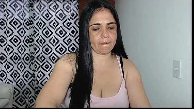 Snapshot of selena_ferri chatting on January 2025 11:07:01 PM selena ferri online show from January 2025 11:07:01 PM