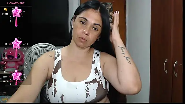 Snapshot of selena_ferri chatting on February 2025 02:42:01 AM selena ferri online show from February 2025 02:42:01 AM