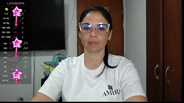 Snapshot of selena_ferri chatting on February 2025 03:18:02 AM selena ferri online show from February 2025 03:18:02 AM