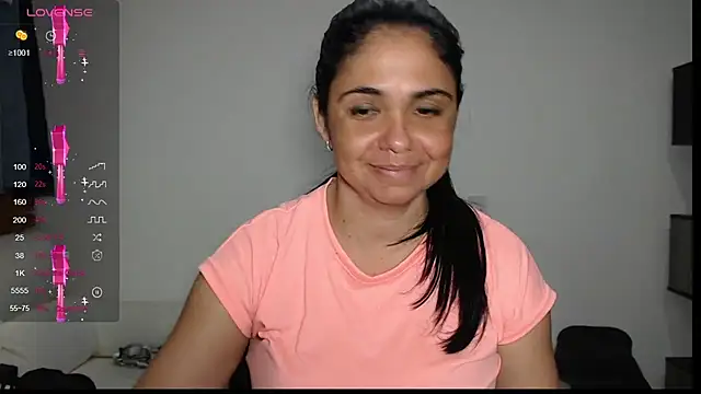 Snapshot of selena_ferri chatting on February 2025 02:31:01 AM selena ferri online show from February 2025 02:31:01 AM