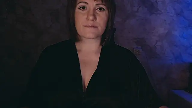 Snapshot of _letty_ chatting on January 2025 09:14:02 PM letty online show from January 2025 09:14:02 PM
