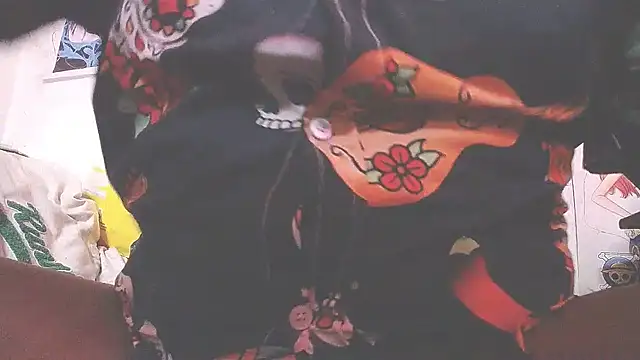 Snapshot of BlackRunning chatting on December 2025 10:10:01 PM BlackRunning online show from December 2025 10:10:01 PM