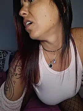 allyson22andy online show from April 2026 05:41:01 PM