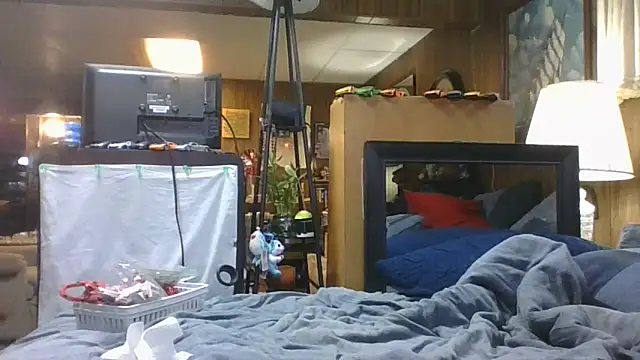 Makowboy online show from September 2025 07:46:02 PM