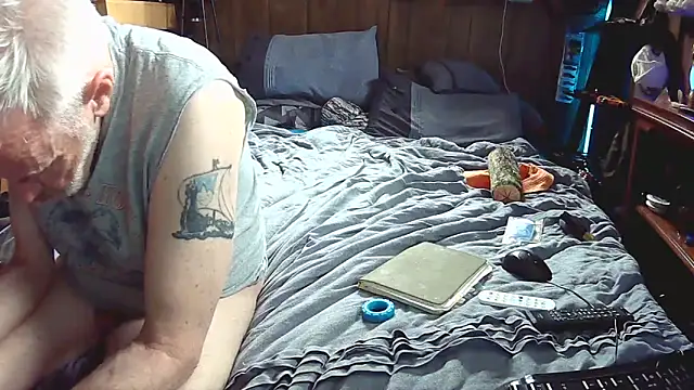 Makowboy online show from May 2026 06:26:01 PM