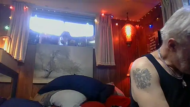 Makowboy online show from January 2025 07:03:01 PM