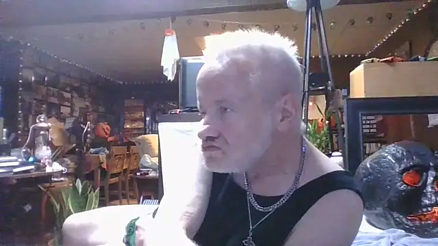 Makowboy online show from October 2025 11:40:02 PM