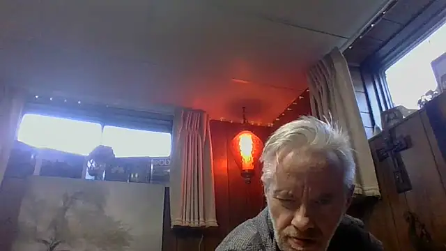 Makowboy online show from January 2025 09:19:01 PM