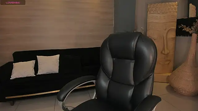 MiaRoberts1 online show from February 2026 07:12:01 PM