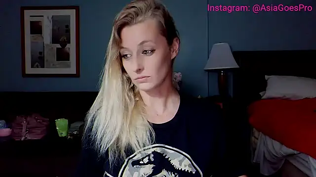 AsiaGoesPro online show from September 2025 02:18:02 AM