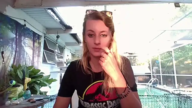 Snapshot of AsiaGoesPro chatting on November 2025 09:58:01 PM AsiaGoesPro online show from November 2025 09:58:01 PM