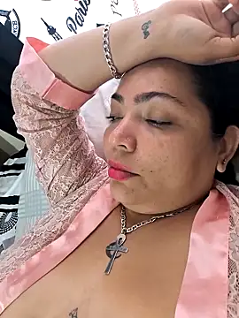 NIKOLE1301 online show from September 2025 02:39:02 PM